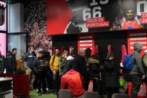 Adeptos do SC Braga mobilizam-se para a final da Taça da Liga em casa