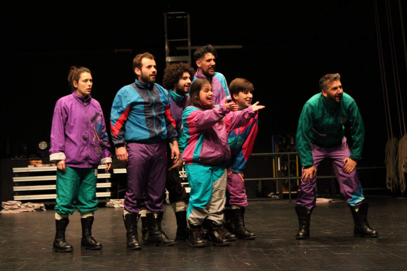 M.A.D., em estreia na Casa das Artes, procura a "inquietação da loucura"