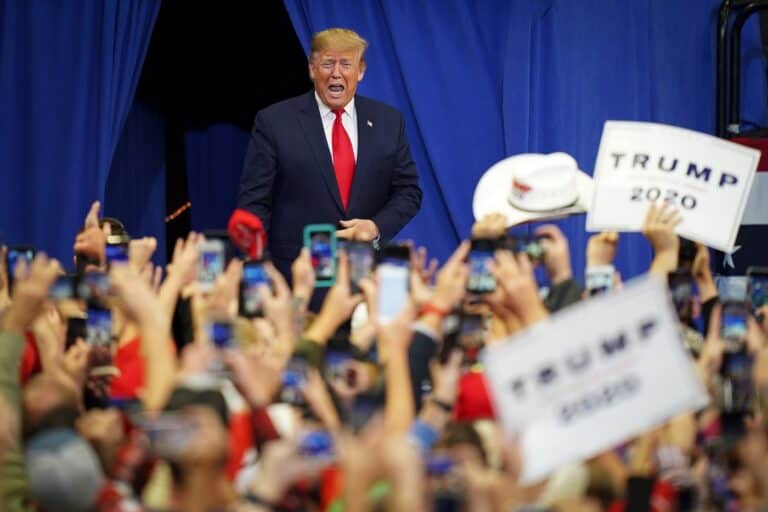 Presidente dos EUA afirma que "os anos de decadência económica terminaram"