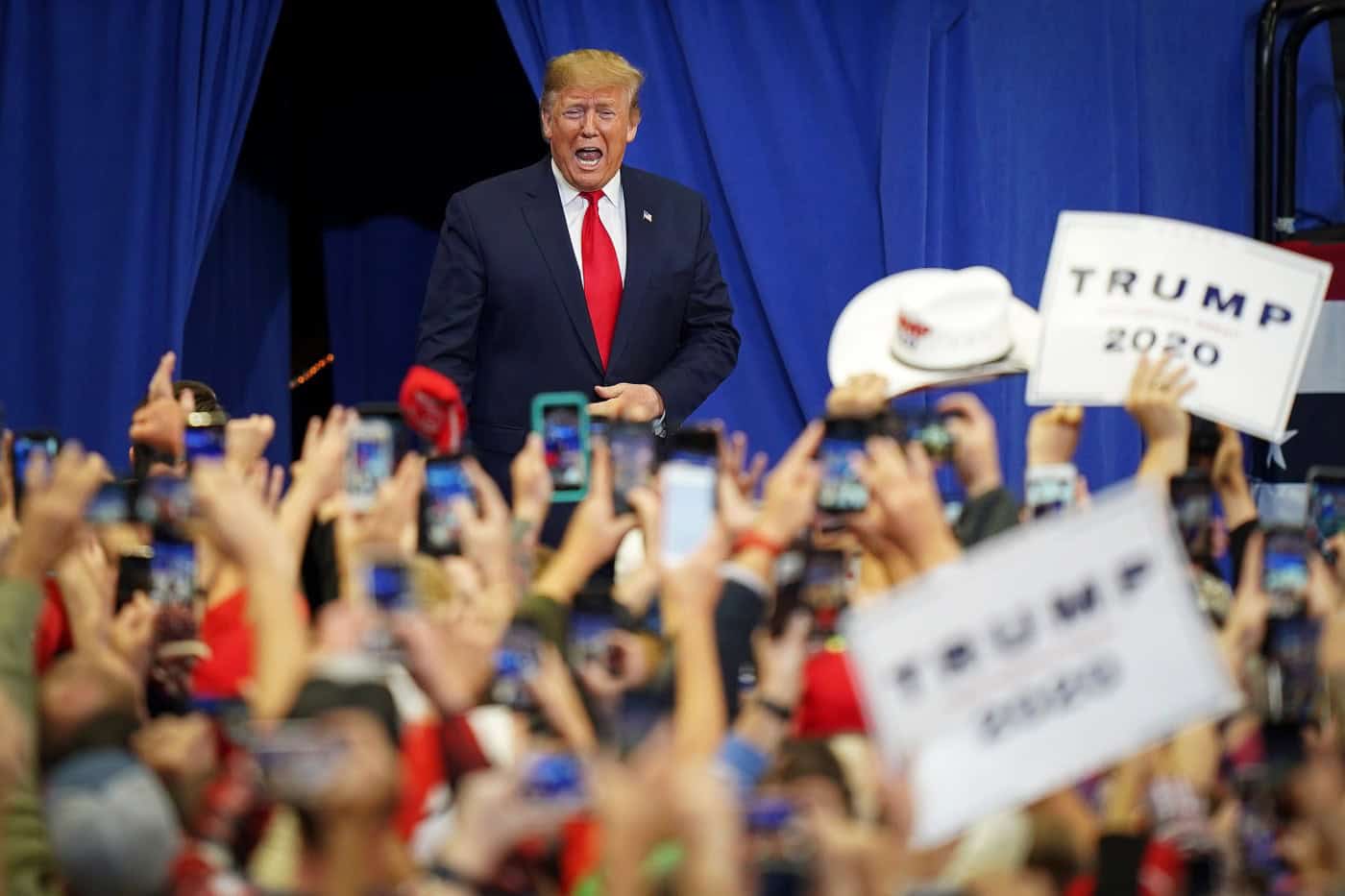 Presidente dos EUA afirma que "os anos de decadência económica terminaram"