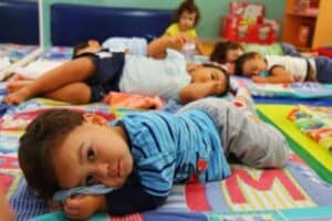 Parlamento aprova creches gratuitas para 1º escalão de rendimentos