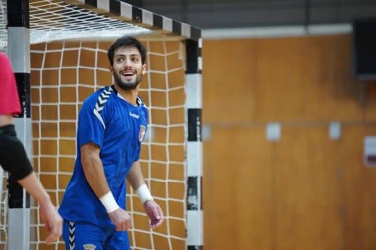 Leandro Costa é titular na recepção ao Viseu 2001