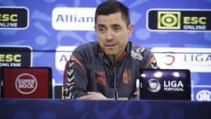 Adjunto de Amorim fica atrás de Lage no prémio de melhor treinador do mês