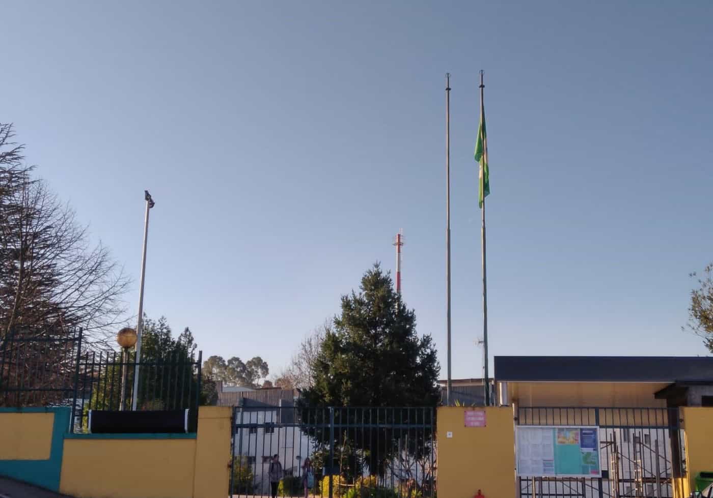 Antena perto da Escola D. Maria II vai ser ligada