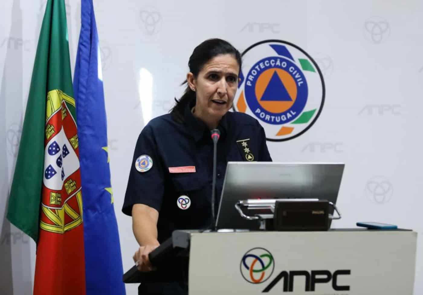 COVID-19. Governo admite "impor quarentena" e "fechar fronteiras"