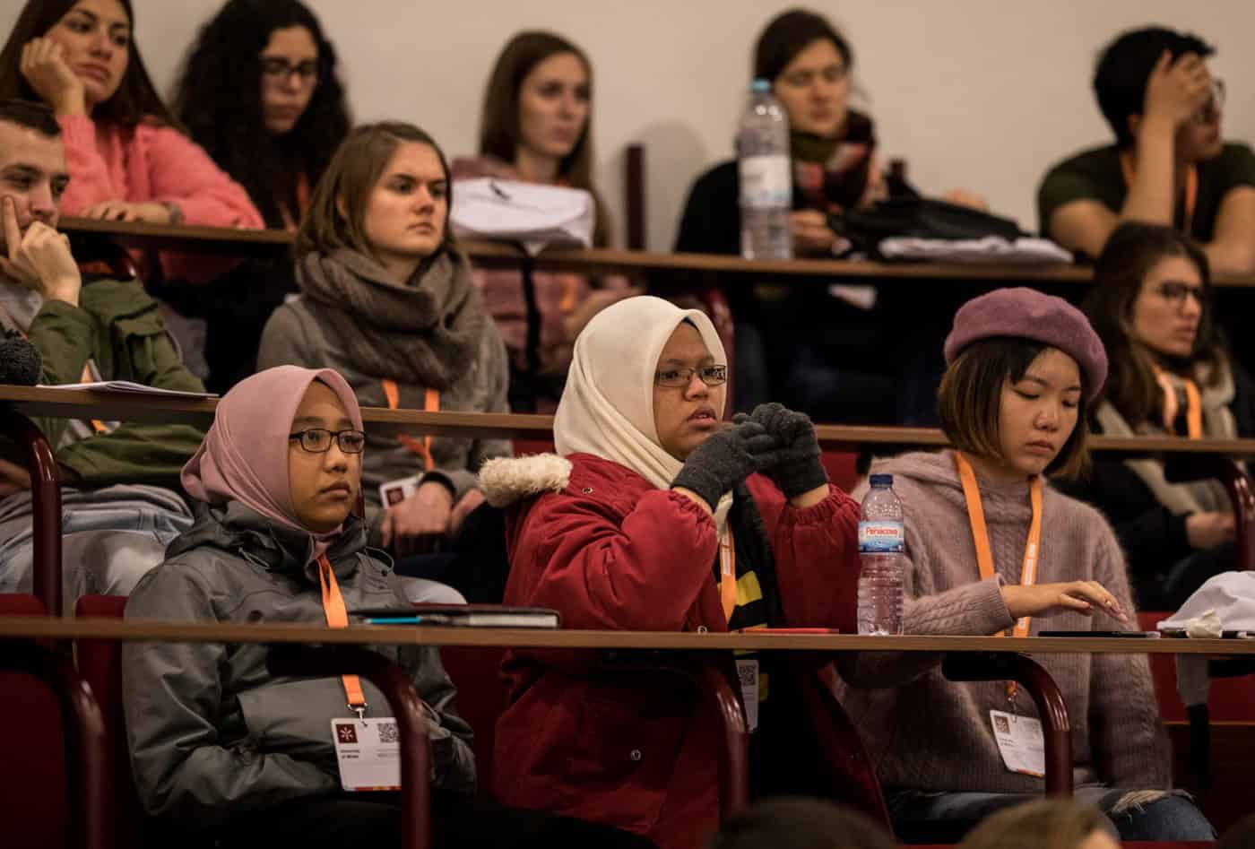 Número de estudantes internacionais no ES português aumenta 38%