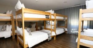 Governo disponibiliza 41 pousadas para acolher profissionais de saúde