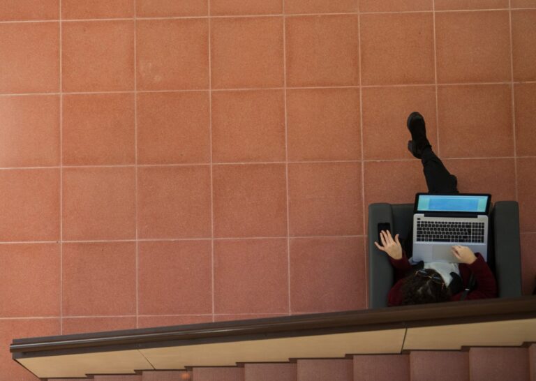 Centro IDEA desenvolve plataforma online para auxiliar docentes