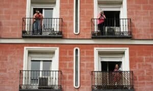 Cientistas avisam: haverá novo ciclo de quarentena até ao final do ano