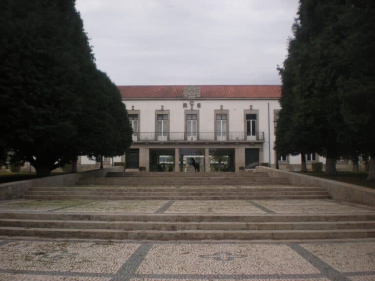 Utentes e funcionários de lar em V. Real não devem ser encaminhados para Braga