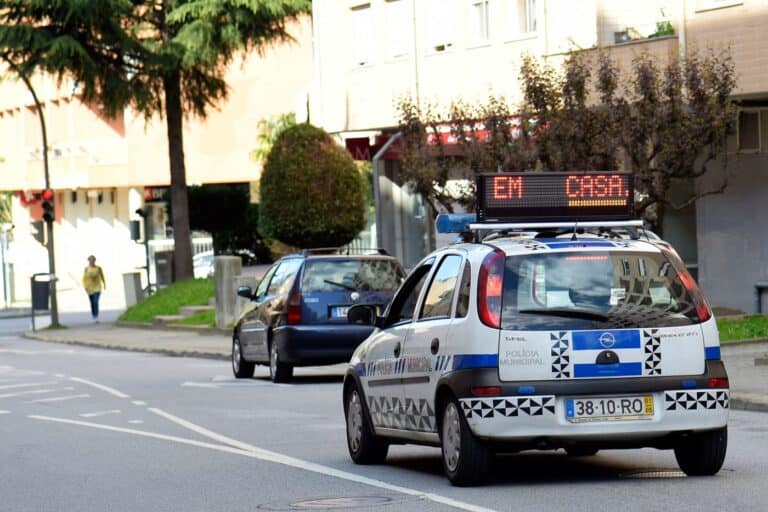 "Na generalidade, os bracarenses estão a cumprir", diz Ricardo Rio