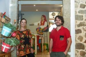 Em tempo de pandemia, a ajuda surge até em forma de hambúrguer