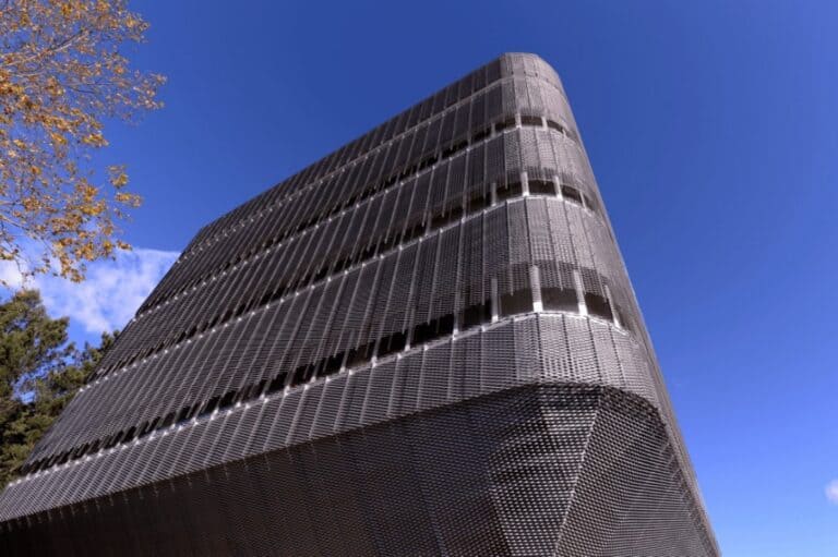 IB-S e INL já testam Covid-19. EMUM está a desenvolver alguns modelos