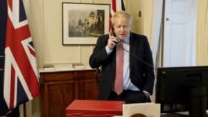 Boris Johnson recebeu oxigénio mas não precisou de ventilador
