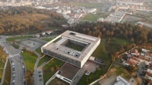 Hospital de Braga faz quase 300 testes diários com ajuda da Escola de Medicina