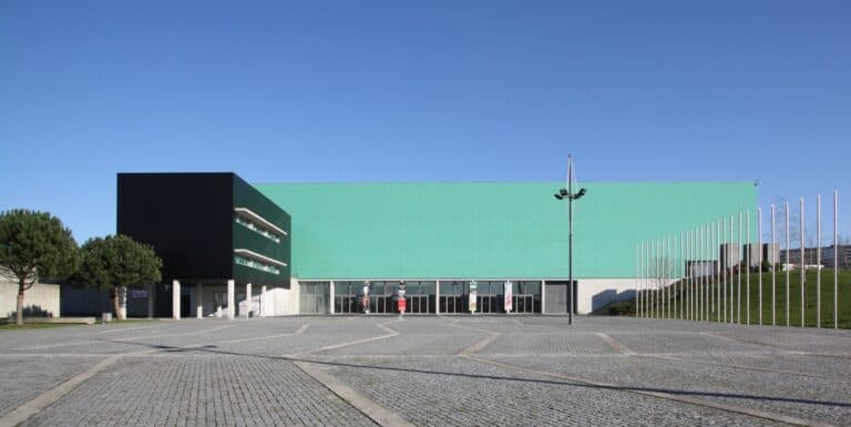 Equacionado hospital de campanha no Multiusos com alunos da Escola de Medicina