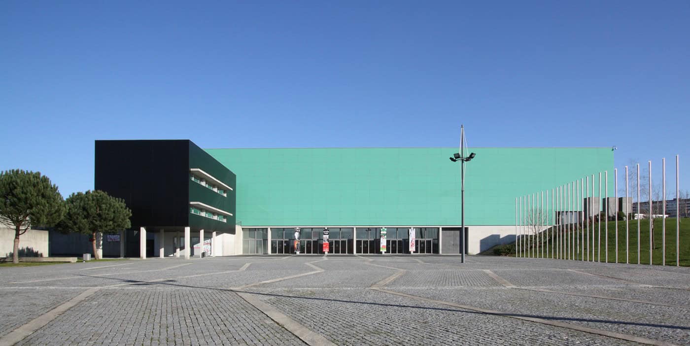 Equacionado hospital de campanha no Multiusos com alunos da Escola de Medicina