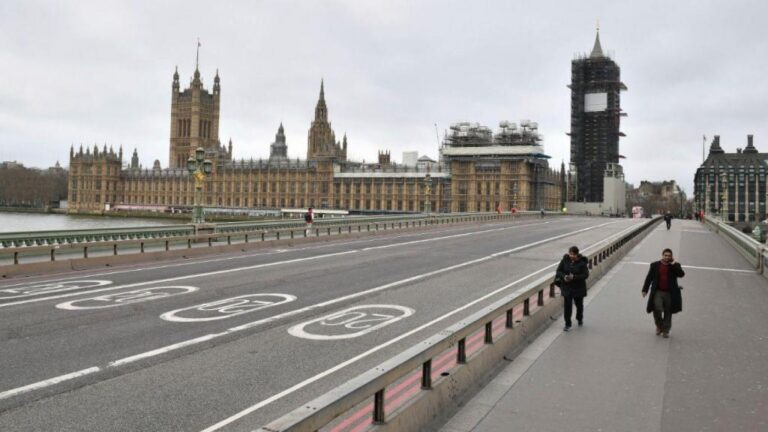 Covid-19: Reino Unido com o pior registo diário de mortes