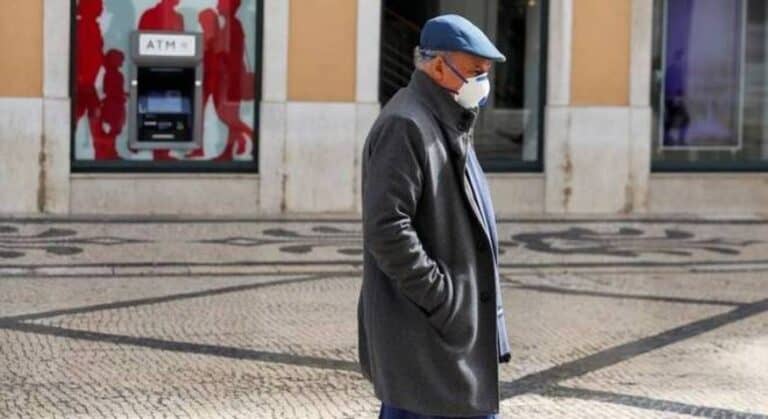 Sindicato médico apoia uso generalizado de máscara