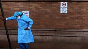 Covid-19 já matou 141.127 pessoas e infetou mais de 2,1 milhões no mundo