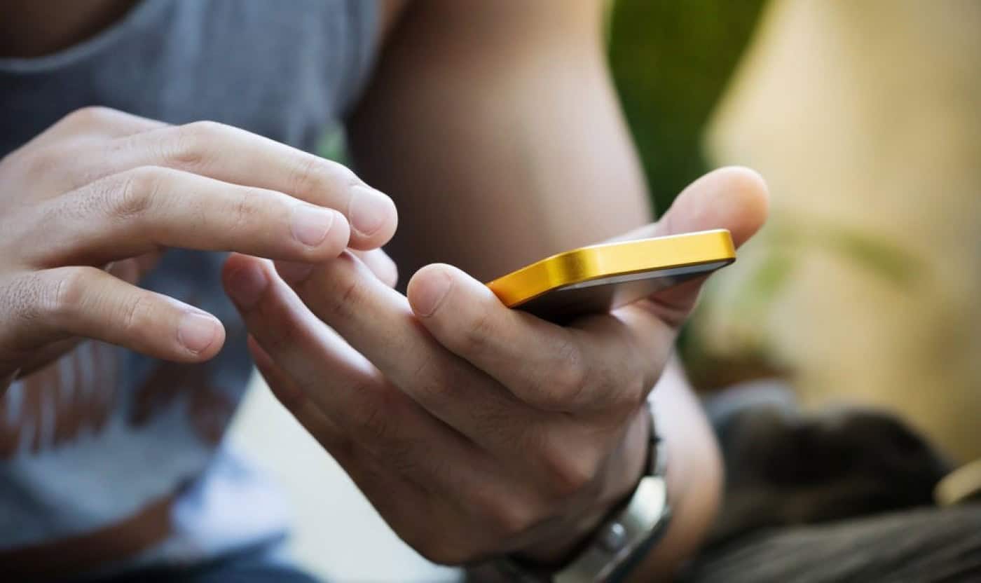 Aplicação de telemóvel para rastrear Covid-19 terá ADN UMinho