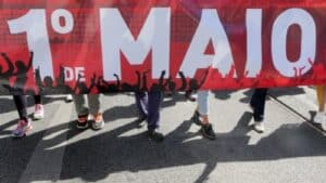 1.º de Maio comemorado com vídeo e na rua, mas com menos gente