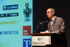 Fibrenamics lança manual para criação de máscaras e outros equipamentos