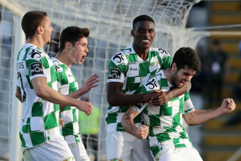 Plantel do Moreirense volta ao relvado na próxima semana
