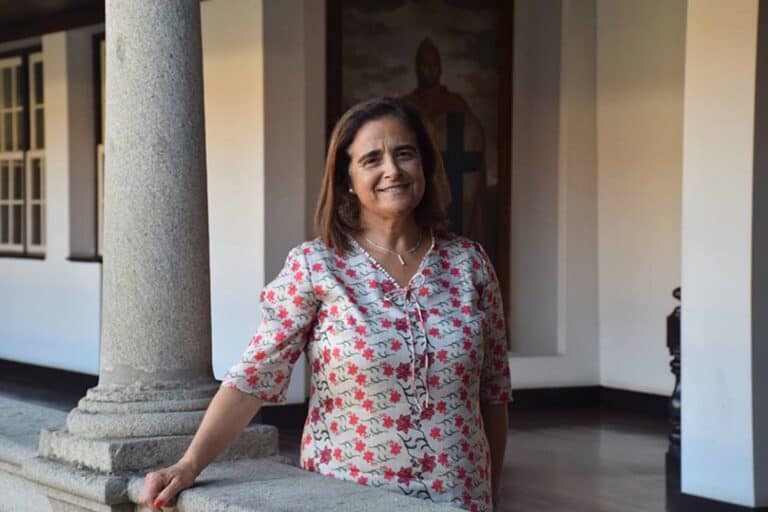 "Devemos ter todos os alunos a usufruir do ensino à distância até à próxima semana"