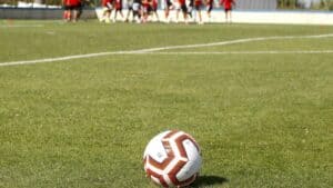 FCF e Gil na primeira divisão de futebol feminino; Treinadores falam em justiça