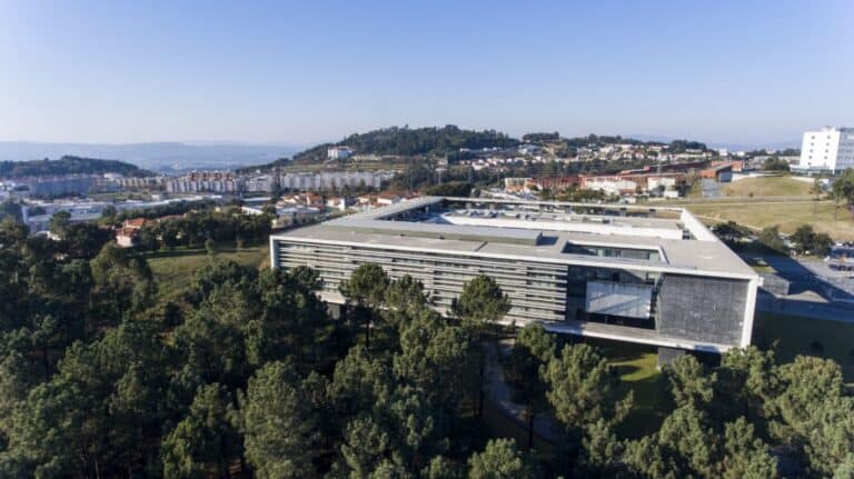 UMinho integra estudo mundial sobre efeitos da Covid-19