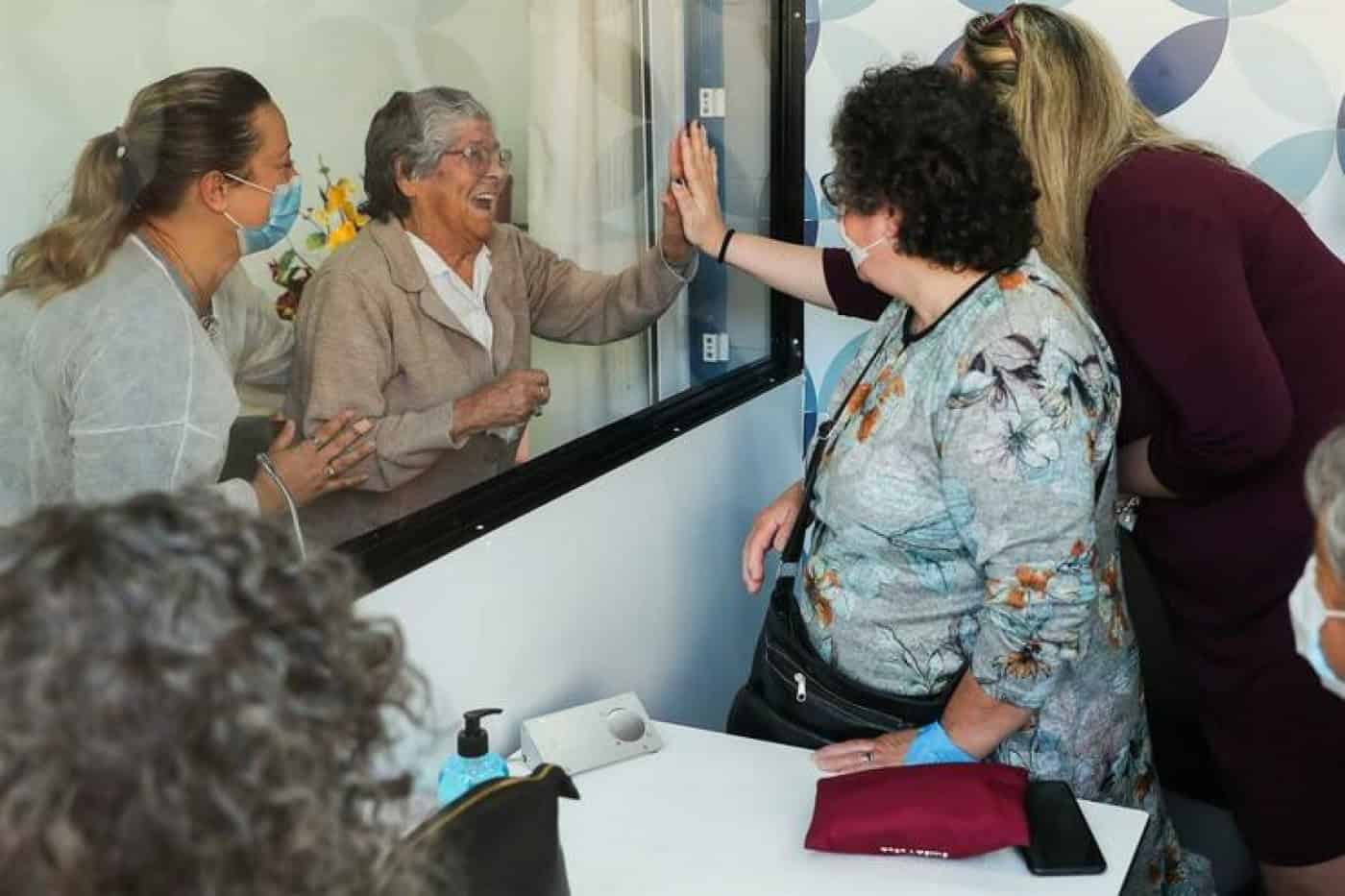 Visitas a lares de idosos retomadas a 18 de Maio mas com limitações