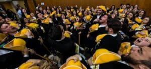 Imposição de insígnias depois deste semestre "é uma possibilidade"