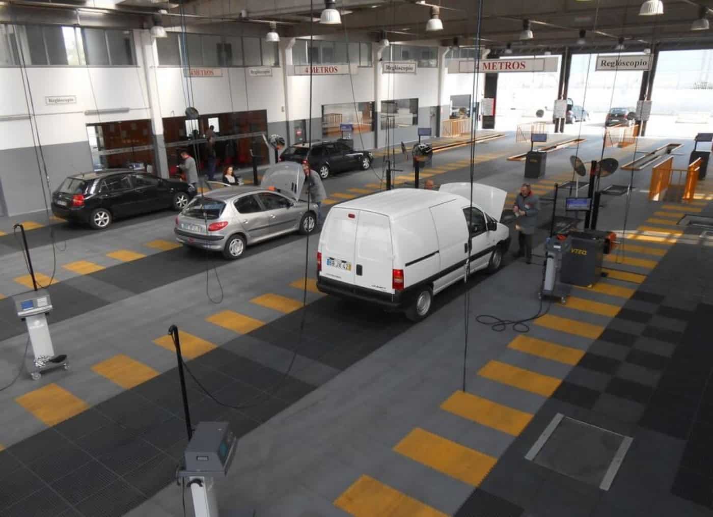 Centros de inspecção e escolas de condução podem abrir 2ª feira