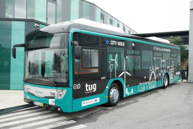 CMG assegura serviço gratuito de transportes públicos