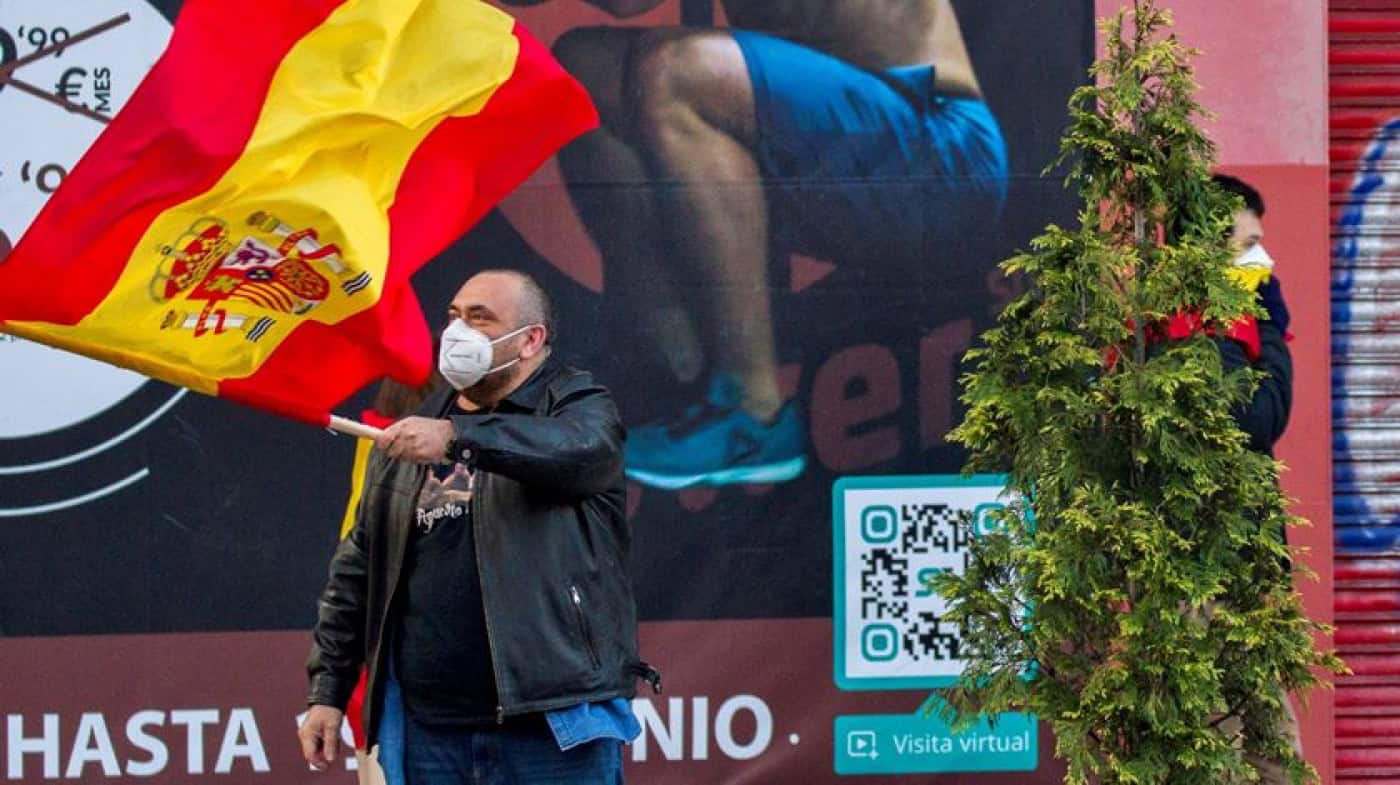 Número diário de mortes em Espanha desce para 48