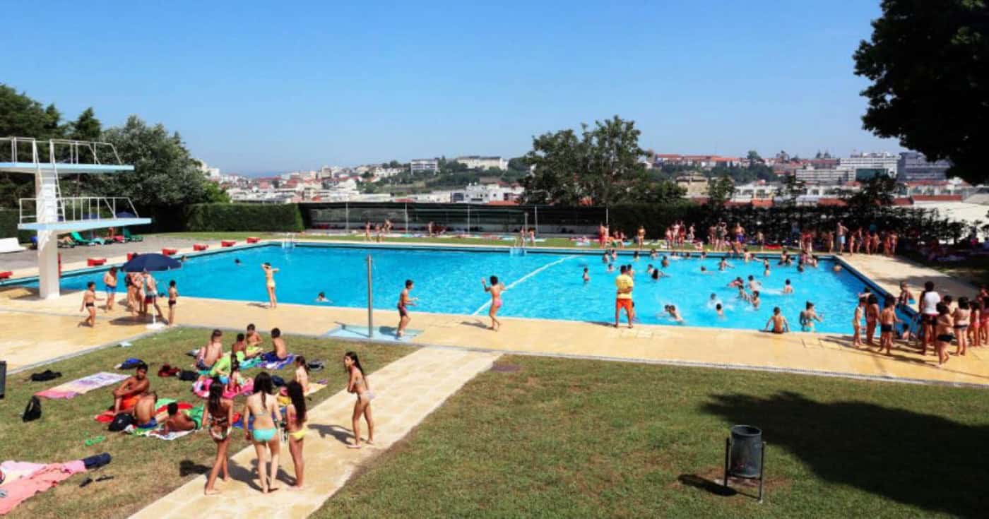 Piscinas ao ar livre sujeitas ao regime das praias