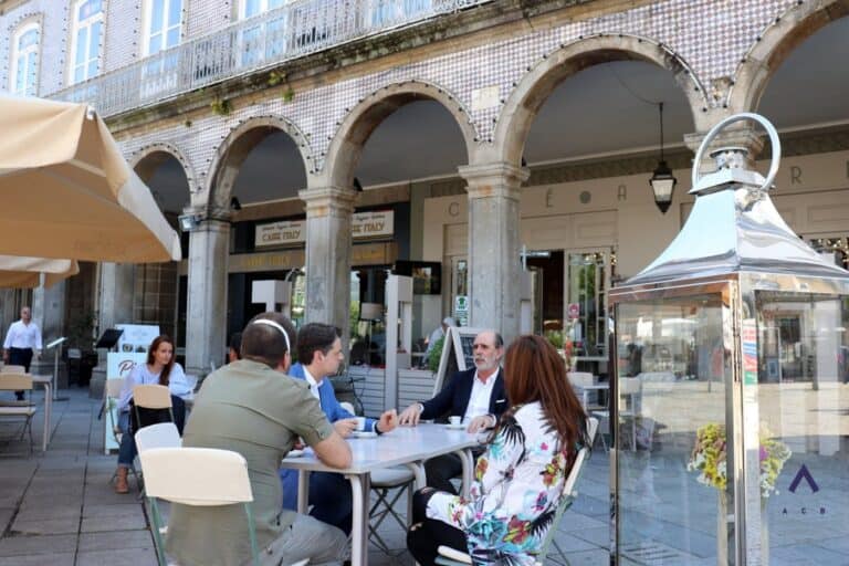 ACB reclama novos apoios do Governo para evitar mais encerramentos