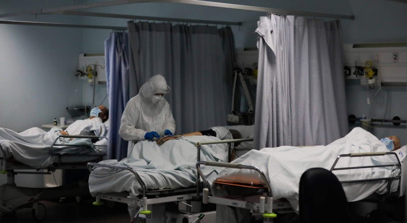 Doentes graves nos cuidados intensivos triplicavam sem confinamento