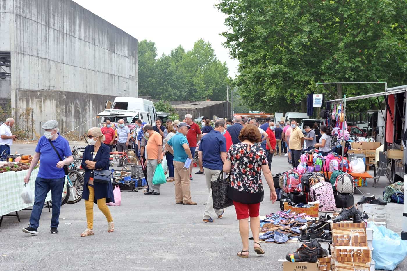 "Tenho 99,9% de certeza que não há ninguém na Feira dos Passarinhos que faça a feira do mercado"