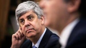 Centeno admite queda de 25% do PIB