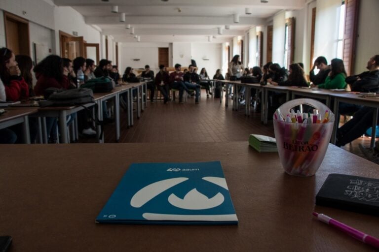 AAUM quer ter papel mais activo na definição do novo ano lectivo