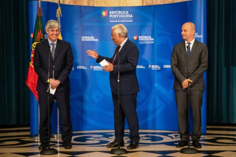 Governo pede autorização ao Parlamento para gastar mais 14 mil milhões