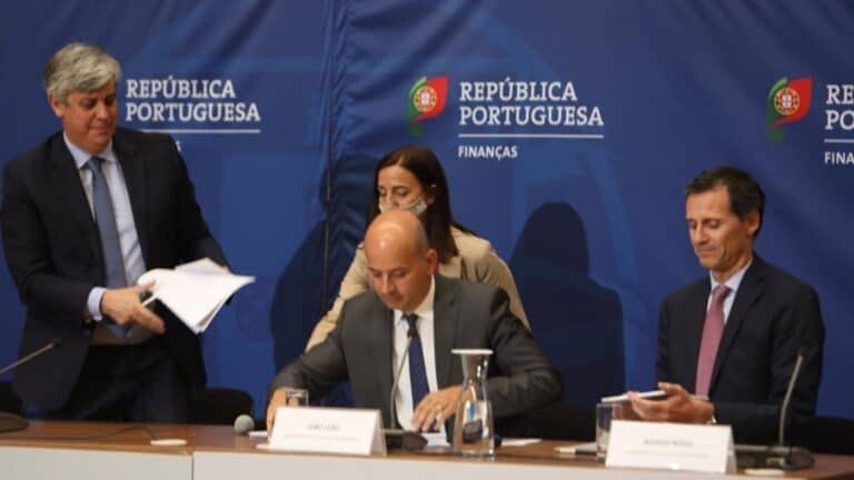 Governo prevê défice de 6,3% do PIB em 2020