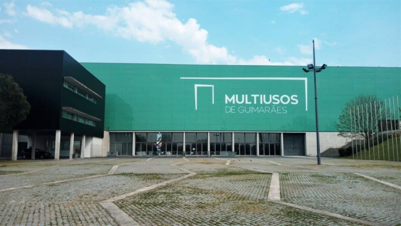 Multiusos de Guimarães com cinema drive-in até Julho