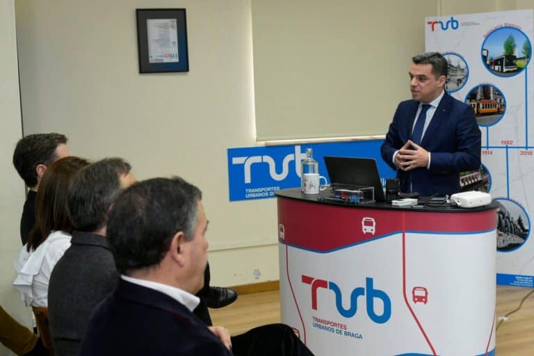 TUB com treze autocarros eléctricos em circulação a partir de Julho