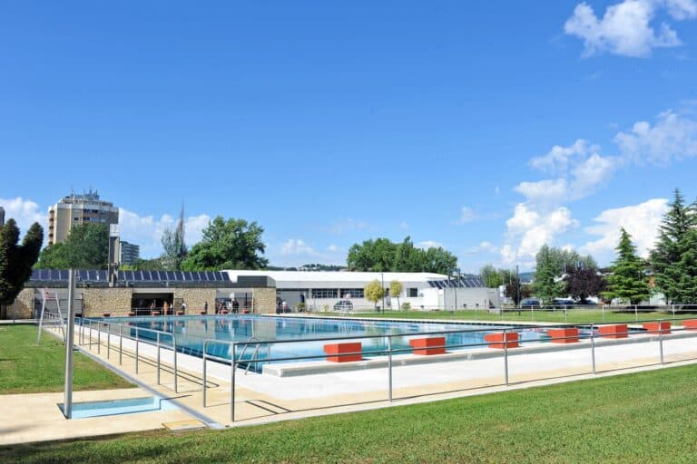 Piscinas da Rodovia e Ponte abrem portas com novas regras
