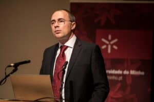 Pró-reitor: "A UMinho não é uma universidade de ensino à distância"