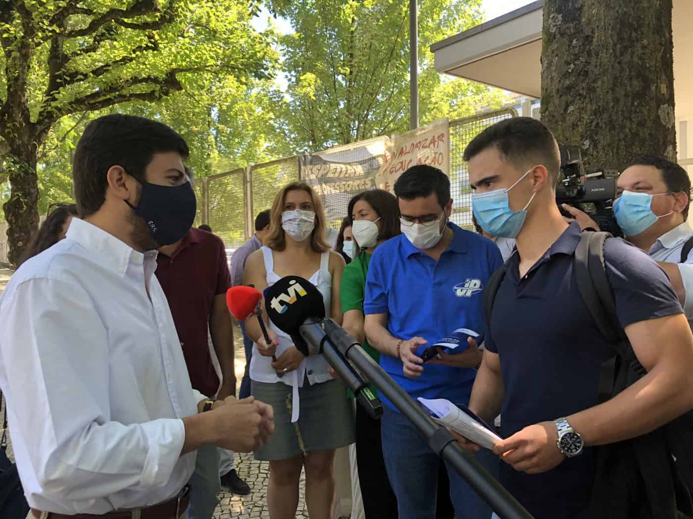 CDS quer liberdade de escolha e igualdade de oportunidades no acesso ao ES