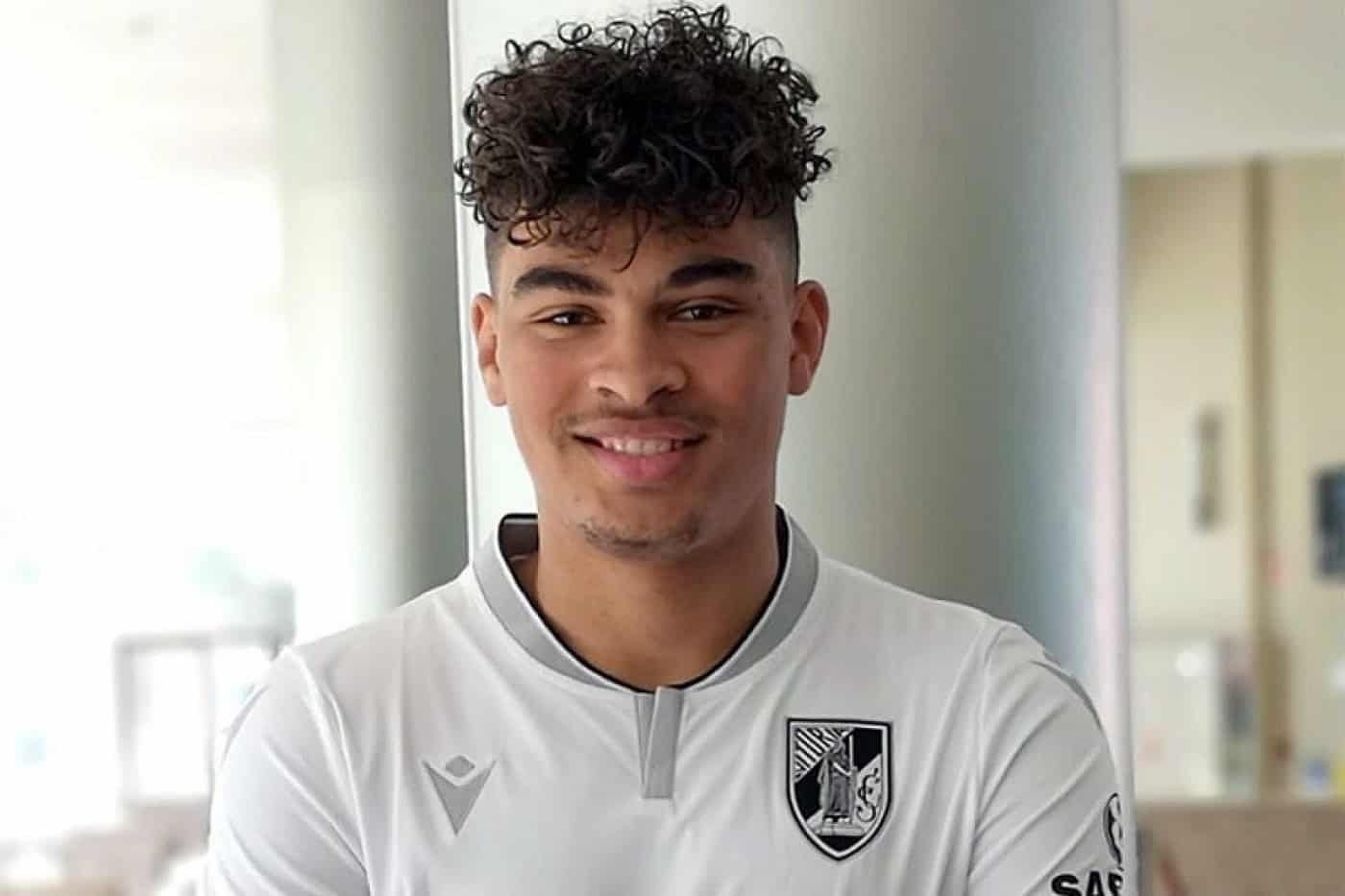Vitória de Guimarães contrata avançado Noah Jean Holm por quatro épocas